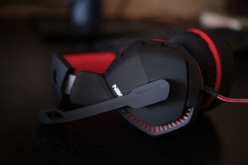 Gaming Headset SVEN AP-U989MV, 50mm drivers, 20-20000Hz, 32 Ohm, 108dB, 520g., USB, Black/Red