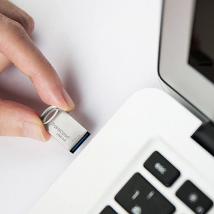  16GB USB3.1 Flash Drive Transcend "JetFlash 710S", Silver, Metal Case, Ultra-Slim (R/W:90/20MB/s)
